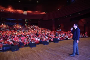 Konya Çocuk Kitap Günleri etkinliği kapsamında çocuklar kitaplarla buluşuyor
