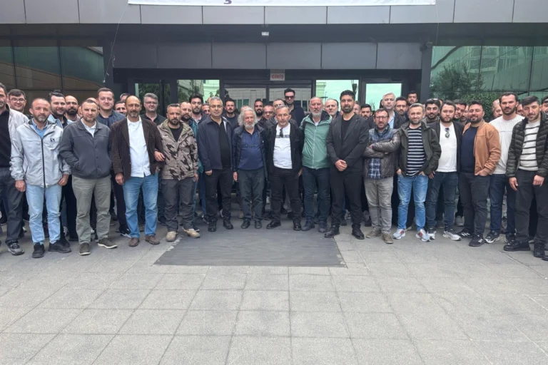 Bursagaz işçileri sendikalaşma sonrası toplu sözleşme için işverenle görüşme talep ediyor
