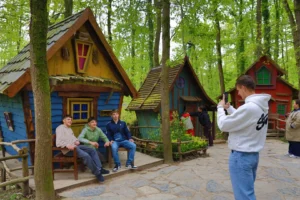 İskeçeli genç futbolcular Kocaeli'nin doğal güzellikleri eşliğinde dostluk maçı öncesi keyifli anlar yaşıyor.