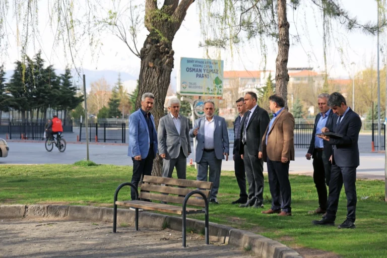 Talas Belediyesi 'Olay Yeri İnceleme' ekibi ilçe sokaklarını denetliyor