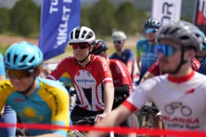 Manisa'da düzenlenen Ferdi Zeyrek MTB Cup Dağ Bisikleti Yarışları'ndan genel plan