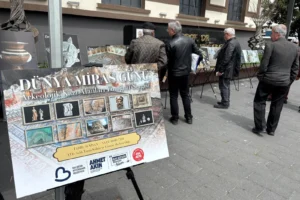 Balıkesir'de düzenlenen arkeolojik kazı alanları fotoğraf sergisinden bir görüntü
