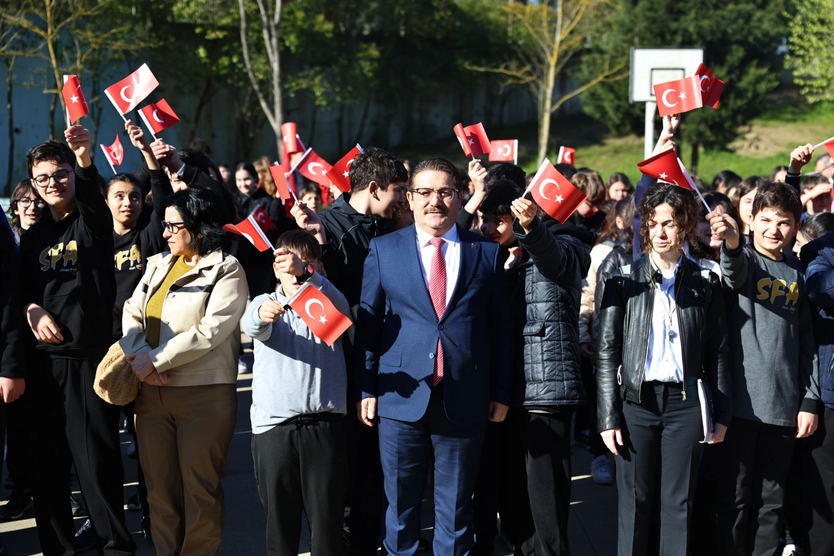 Sakarya'da okullarda bayrak töreni ve milli değerler vurgusu