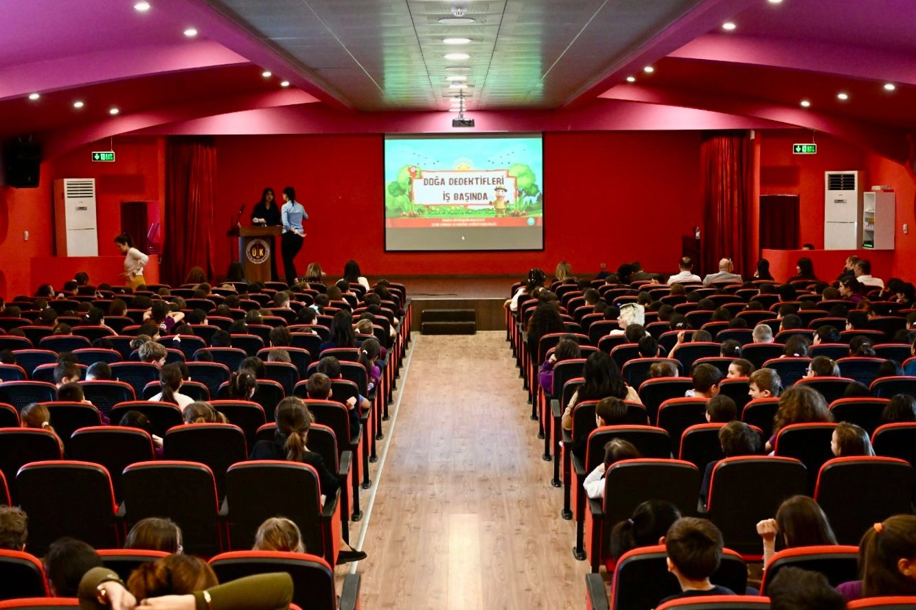 Manisa'da minik öğrenciler çevre bilinci eğitimine katıldı