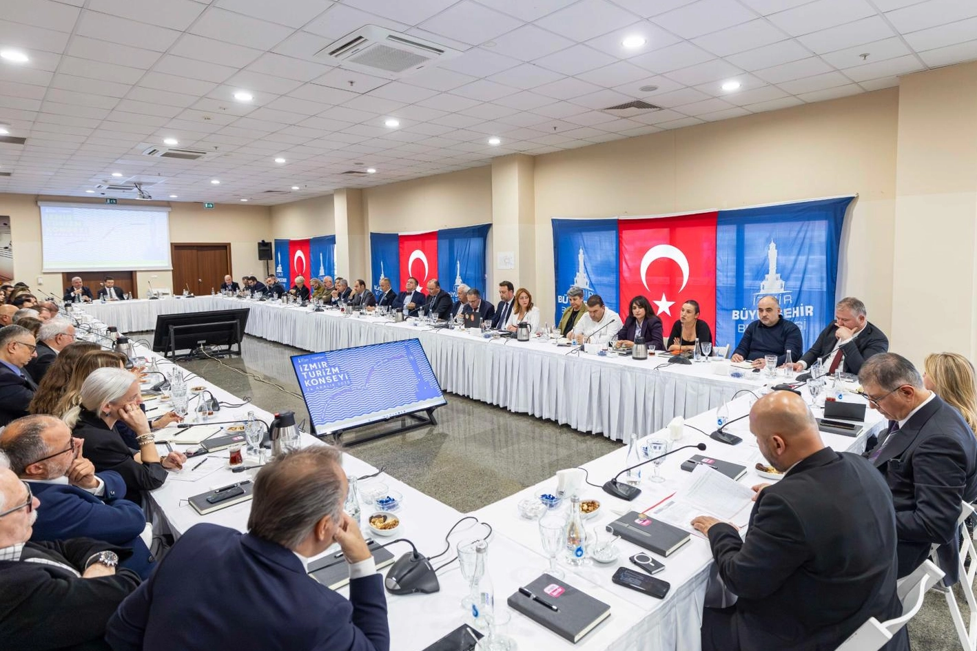 İzmir Gastronomi ve Gıda Tüketimi Konseyi ilk toplantısı yapıldı