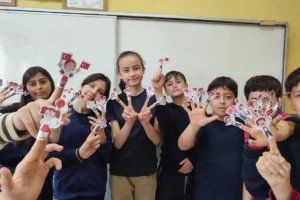 Sakarya'da Bilim Tohumları Projesi kapsamında çocuklara bilim dergisi ve atölye etkinliği