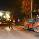Muratpaşa Belediyesi ekipleri DSİ kanal servis yolunda bakım yaparken