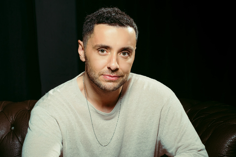 Özay Bakır yeni şarkısı 'Döngü'nün kapak görseli