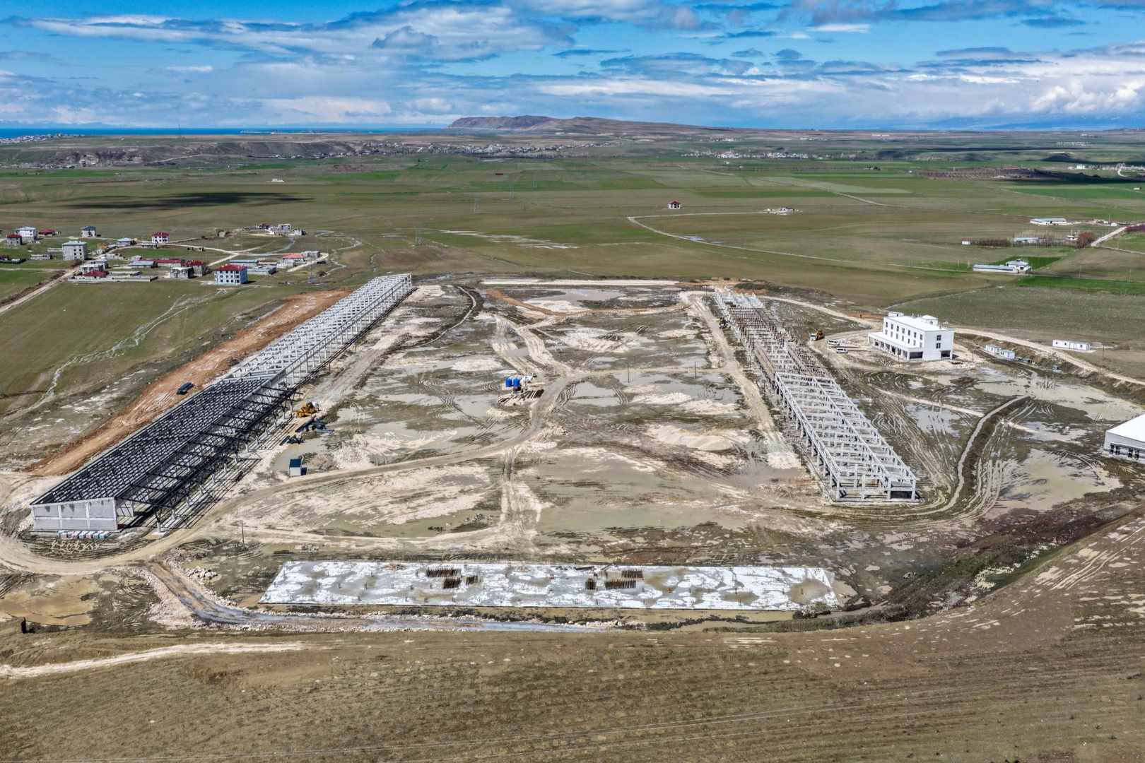 Van yeni sebze ve meyve hali inşaatında yüzde 50 ilerleme kaydedildi