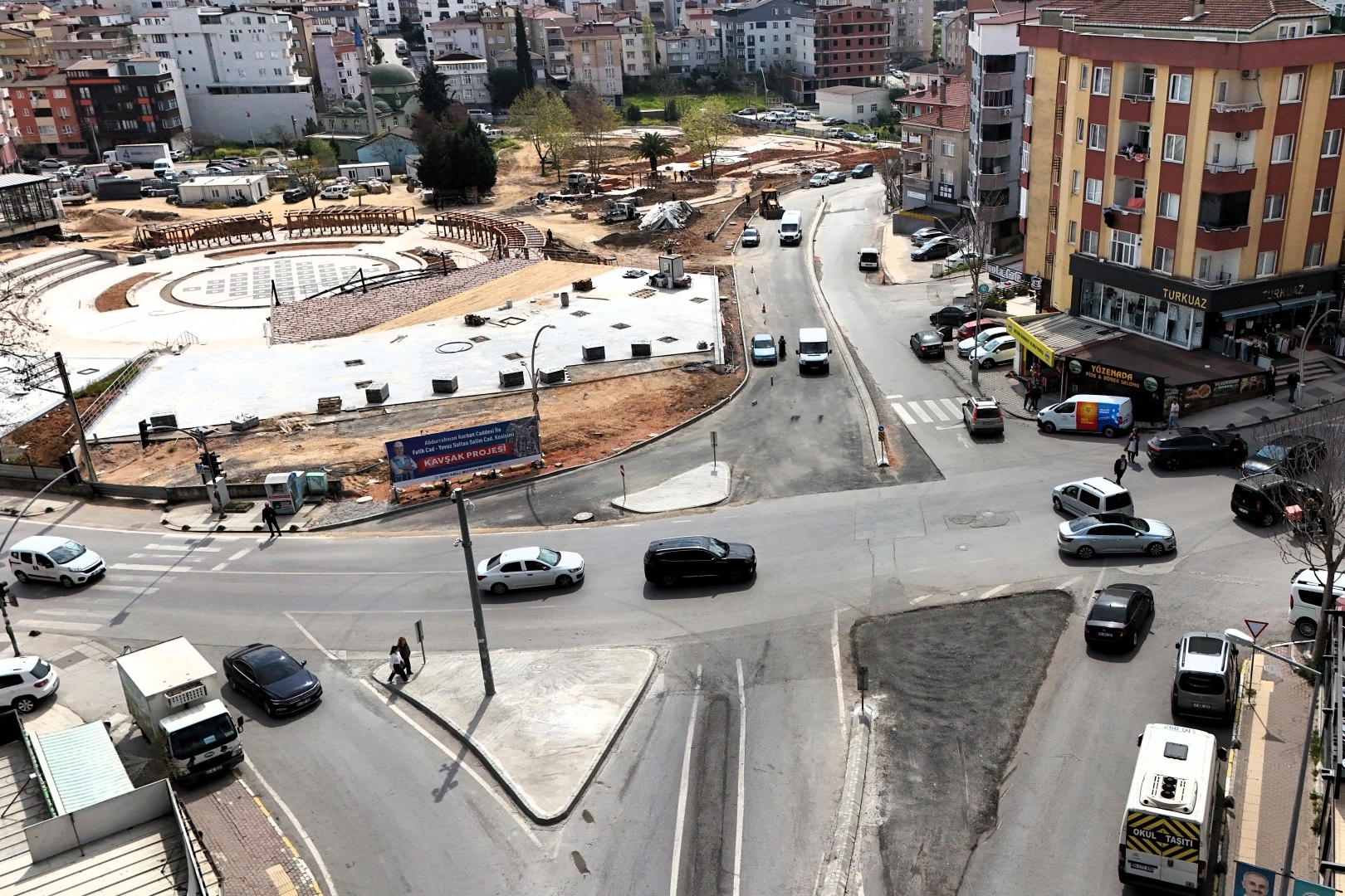Kocaeli Çayırova'da tamamlanmak üzere olan kavşak düzenleme çalışması