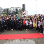 Nilüfer Belediyesi, 23 Nisan Ulusal Egemenlik ve Çocuk Bayramı'nı Cumhuriyet Meydanı'nda kutladı.