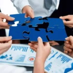 Kooperatif Bilgi Sistemi (KOOPBİS) logosu ve dijitalleşme temalı görsel.