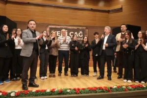 Melikgazi Belediye Başkanı Doç. Dr. Mustafa Palancıoğlu, 23 Nisan Ulusal Egemenlik ve Çocuk Bayramı dolayısıyla çocuklara yönelik projeleri anlattı.