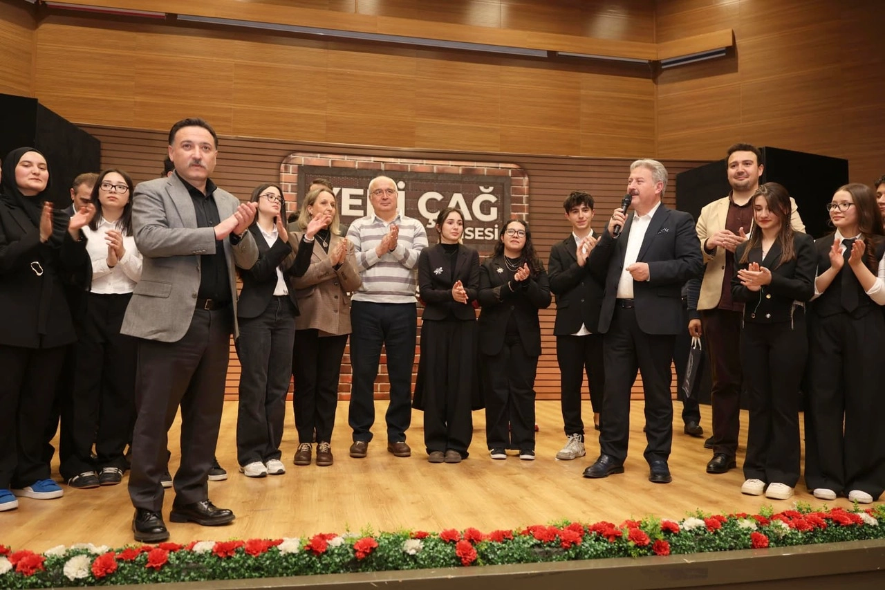 Melikgazi Belediye Başkanı Doç. Dr. Mustafa Palancıoğlu, 23 Nisan Ulusal Egemenlik ve Çocuk Bayramı dolayısıyla çocuklara yönelik projeleri anlattı.
