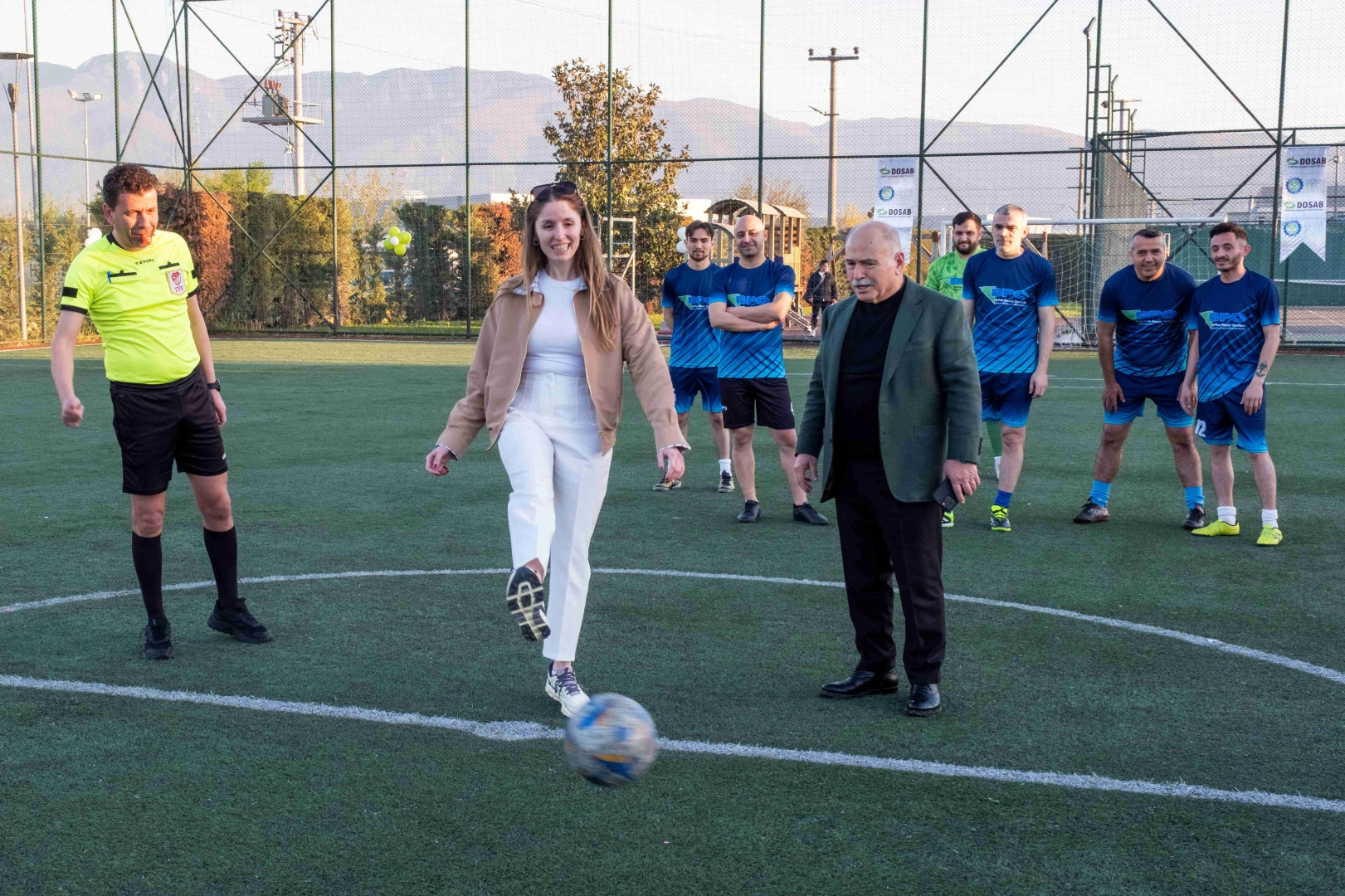 DOSAB ve DOSABSİAD Geleneksel Futbol Turnuvası Başladı