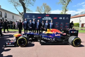 Formula 1 İstanbul'a dönüyor: 2027'den itibaren Türkiye Grand Prix'si düzenlenecek