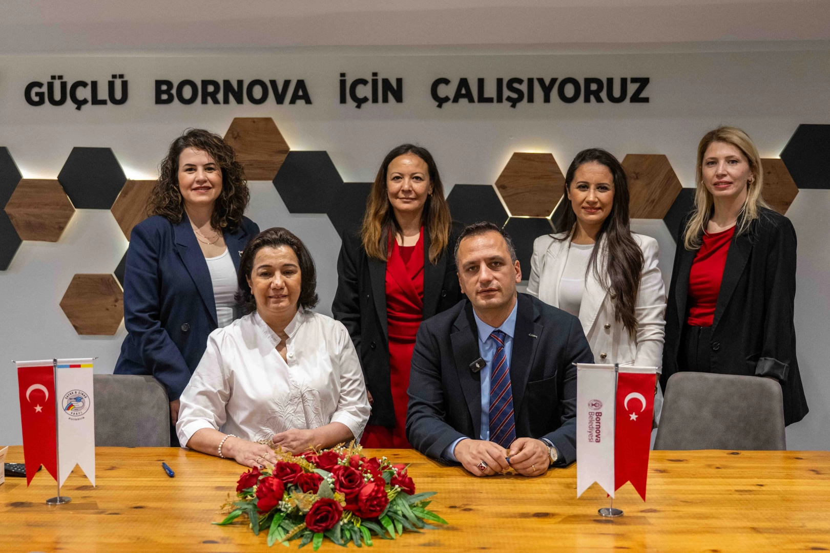 Bornova Belediyesi ve Sayra Çınar Vakfı iş birliği protokolü imza töreni