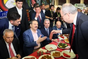 AB Tescilli Kayseri Pastırması, YÖREX Fuarı'nda sergilendi ve büyük ilgi gördü.