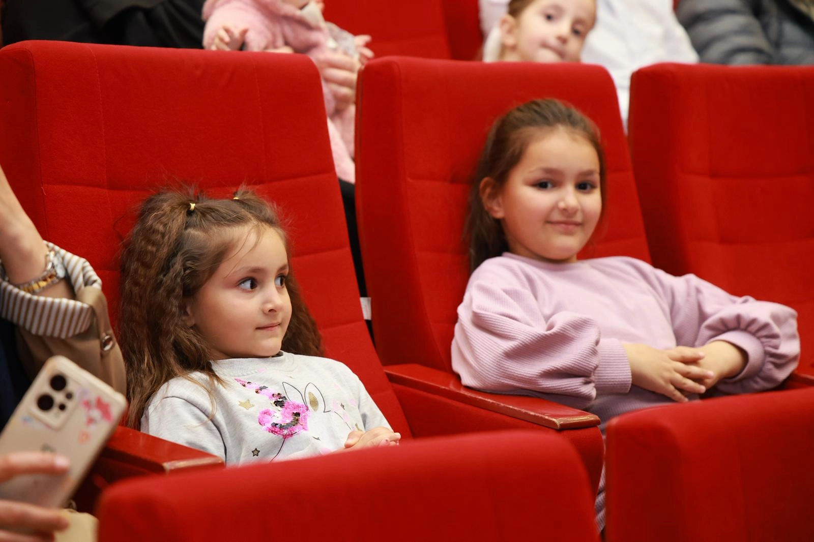 Gebze Belediye Başkanı Zinnur Büyükgöz çocuklarla kültür merkezinde buluştu