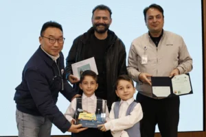 Kocaeli Gonca Engelsiz Yaşam Merkezi öğrencisi Ensar Düzenli, resim yarışmasında Türkiye üçüncüsü oldu.