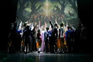 Muratpaşa Belediyesi 'Ormanın Muhafızları' danslı anlatı gösterisi