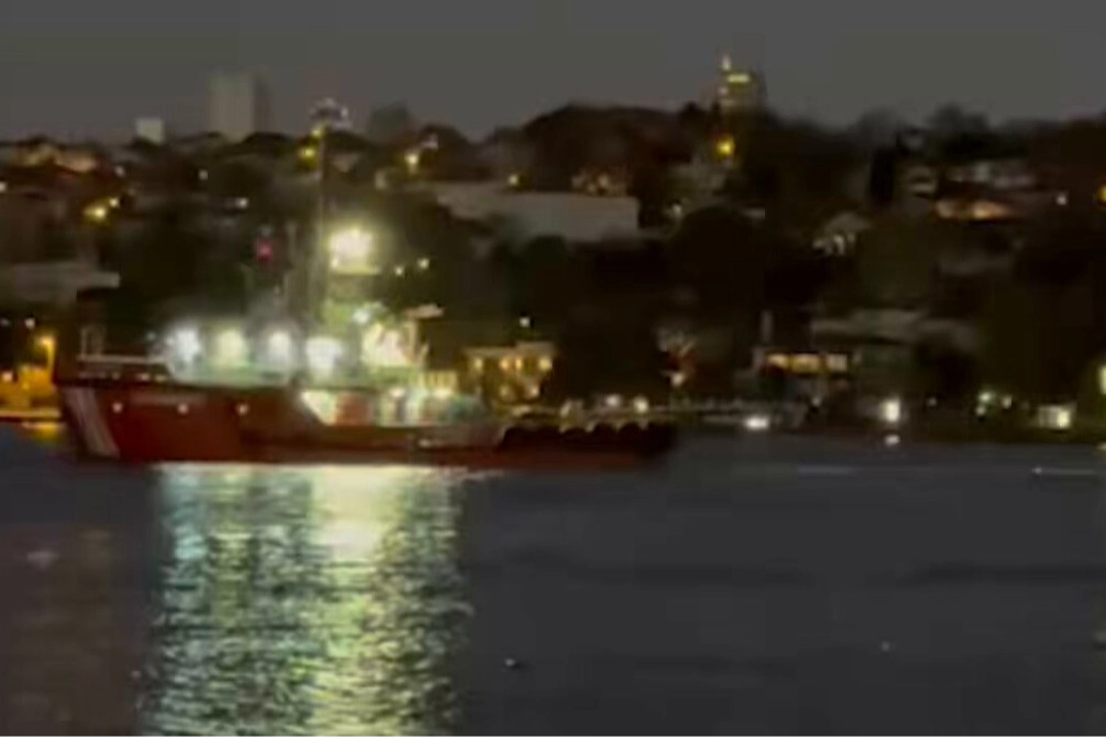 Kıyı Emniyeti ekiplerinin Yeniköy açıklarında karaya oturan KAPPA gemisini kurtarma operasyonu