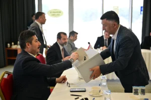 Yenişehir Belediye Başkanı Ercan Özel, HAGEL Encümen Üyeliği'ne seçildi