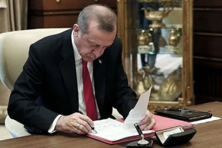 Valiler Kararnamesi ile Yapılan Atamalar ve Görev Değişimleri