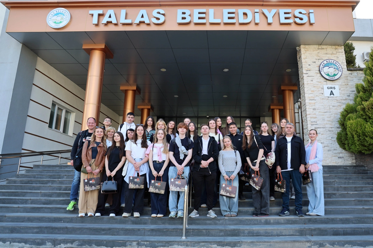 Talas Belediyesi, Avrupa Birliği Erasmus projesi kapsamında Çekya'dan gelen öğrenci ve öğretmenleri ağırladı.