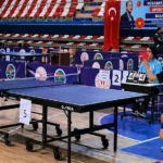 Ağrı'da düzenlenen okul sporları masa tenisi grup müsabakaları şampiyonları ödül töreni