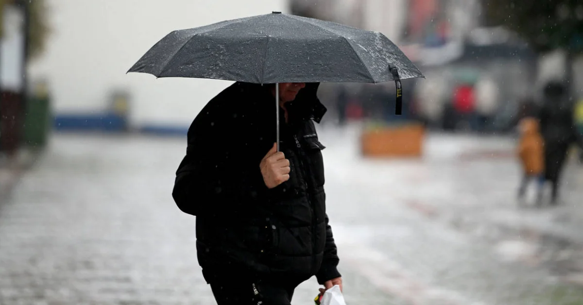 Meteoroloji uyardı: Türkiye'nin bazı bölgelerinde sağanak ve kar birlikte bekleniyor.