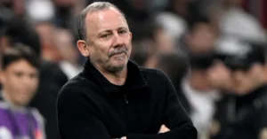 Beşiktaş Teknik Direktörü Sergen Yalçın, taraftar tepkileri sonrası açıklama yaptı.