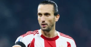 Milli futbolcu Yusuf Yazıcı'nın çapraz bağ sakatlığı haberi