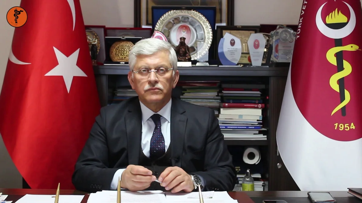Türk Veteriner Hekimleri Birliği Başkanı Prof. Dr. Murat Arslan Eroğlu KKKA vakalarına karşı korunma yollarını anlattı.