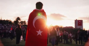 ODTÜ'de Türk bayrağına saygısızlık iddiası sonrası gözaltına alınan şüpheliler