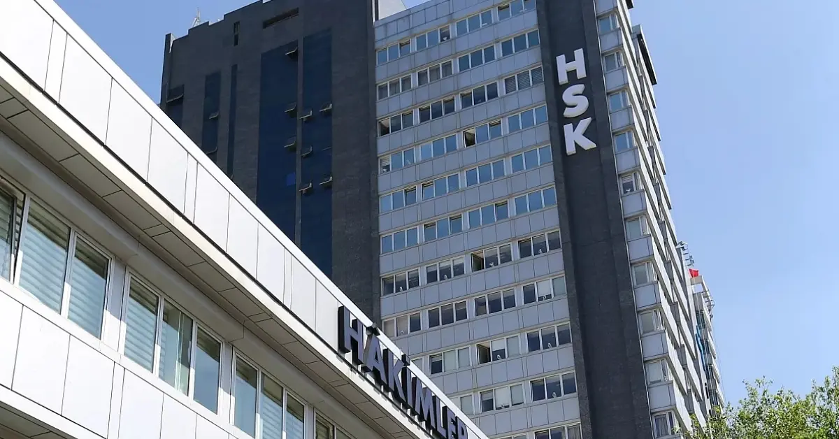 HSK'nın ağır ceza mahkemeleri için yargı çevrelerini yeniden düzenlediği haber görseli
