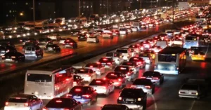 Türkiye'de trafiğe kayıtlı araç sayısının arttığını gösteren grafik
