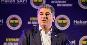 Fenerbahçe başkan adayı Hakan Safi'nin şampiyonluk sözü verdiği toplantıdan bir görüntü