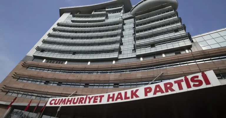 CHP'de planlanan heyet görüşmesinin iptal edildiğini gösteren görsel