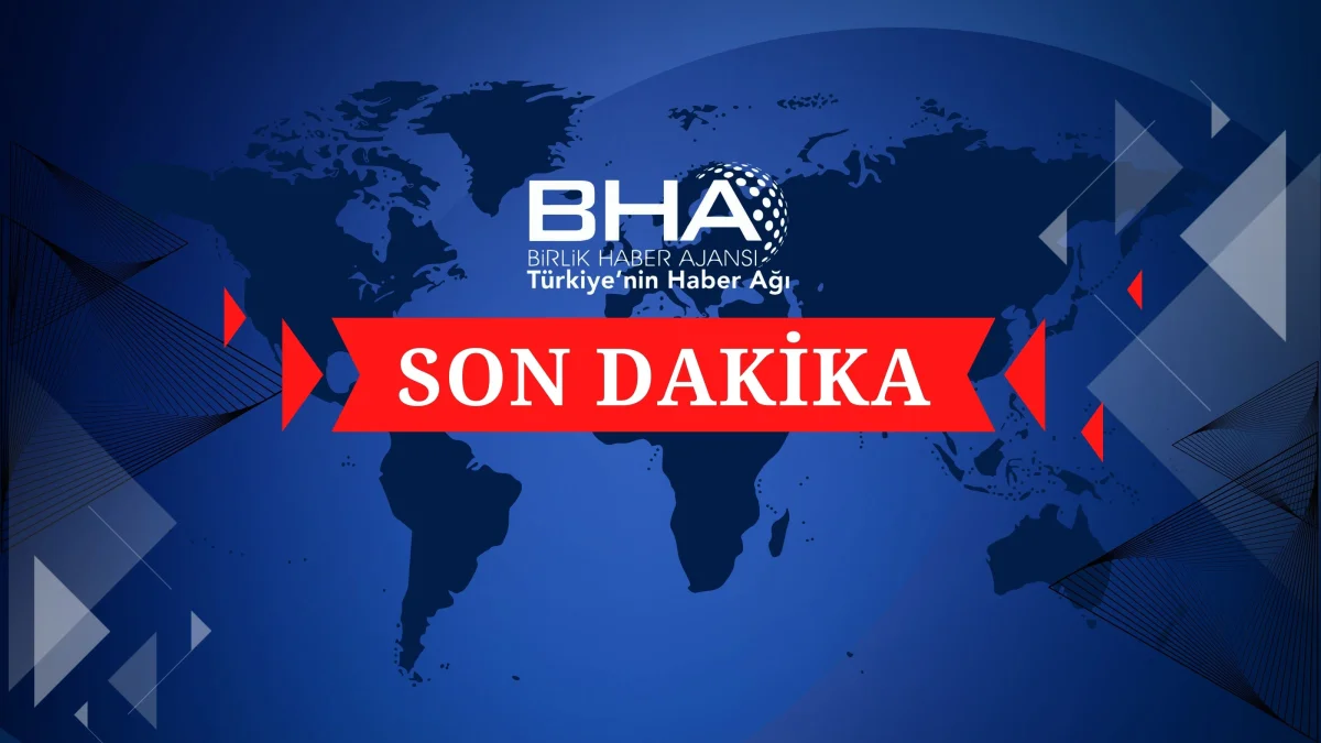 CHP Genel Merkezi'nde tahliye operasyonu ve Özgür Özel'in binadan ayrılışı