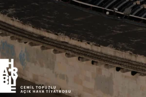 Harbiye Açık Hava Tiyatrosu'nda gençlere yönelik 'Koltuk Senin' uygulaması ile kültür sanat etkinlikleri.