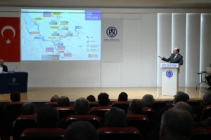Konya'da iş dünyası ve yerel yönetimlerin buluştuğu toplantıdan genel görünüm