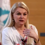 Prof. Dr. Deniz Ülke Kaynak'ın politik psikoloji alanındaki çalışmalarıyla kazandığı uluslararası ödülü temsil eden görsel.
