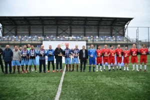 Trabzon Büyükşehir Belediyesi ve Macaristan Büyükelçiliği futbol takımları arasında oynanan dostluk maçı
