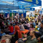Aydın Kültür Yolu Festivali'nin ilk gününe katılan vatandaşlar ve etkinlik alanları.