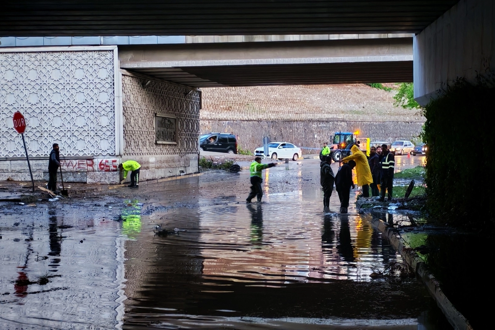 Gaziantep'te şiddetli fırtına ve sel sonrası oluşan büyük hasar