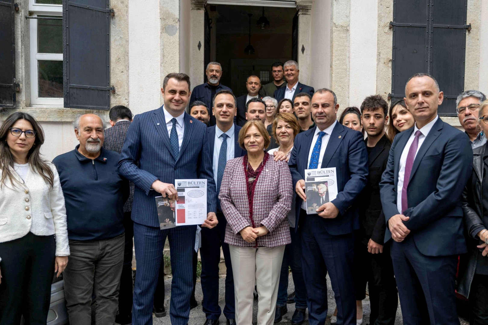 CHP İzmir İl Başkanı Çağatay Güç Bornova'da halkla buluştu