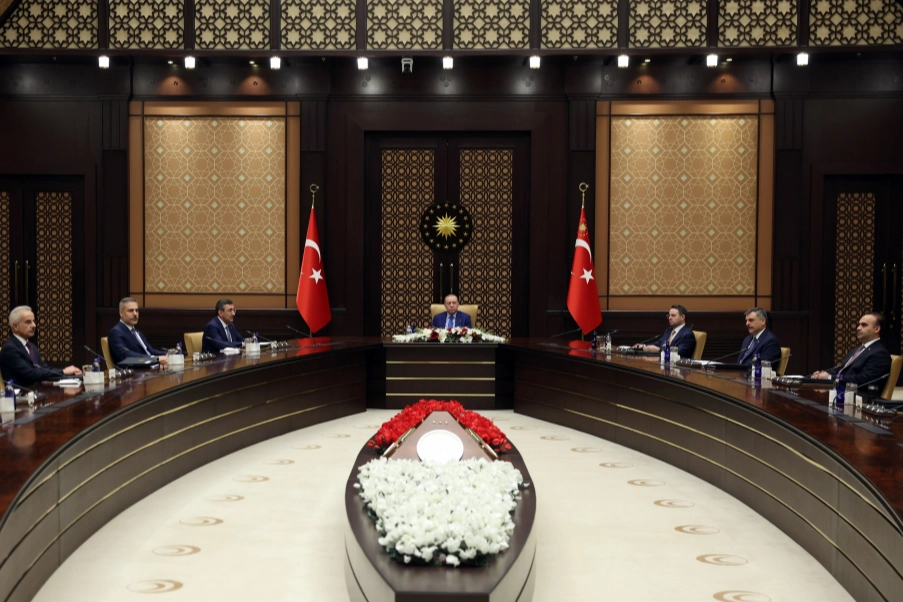 Cumhurbaşkanı Erdoğan başkanlığında toplanan Siber Güvenlik Kurulu, kritik altyapılar ve veri egemenliği konularını ele aldı.