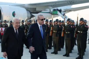 Cezayir Cumhurbaşkanı Abdülmecid Tebbun'un Türkiye ziyareti kapsamında Cumhurbaşkanı Erdoğan ile görüşmesi.