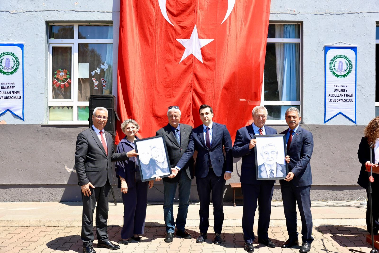 Bursa Gemlik Umurbey Rüştiyesi'nin 161. yıl dönümü kutlama etkinliğinden genel görünüm